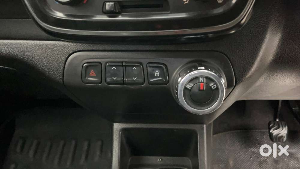 Renault Kwid 1.0 Rxt Amt Opt, 2017, Petrol