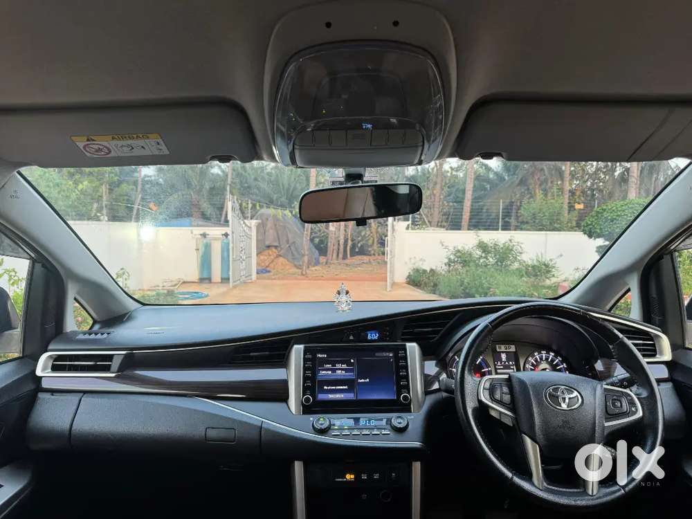 Toyota Innova Crysta 2022 Diesel Well Maintained