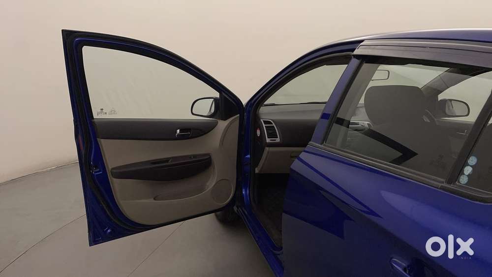 Hyundai I20 Asta 1.4 At Vtvt, 2011, Petrol