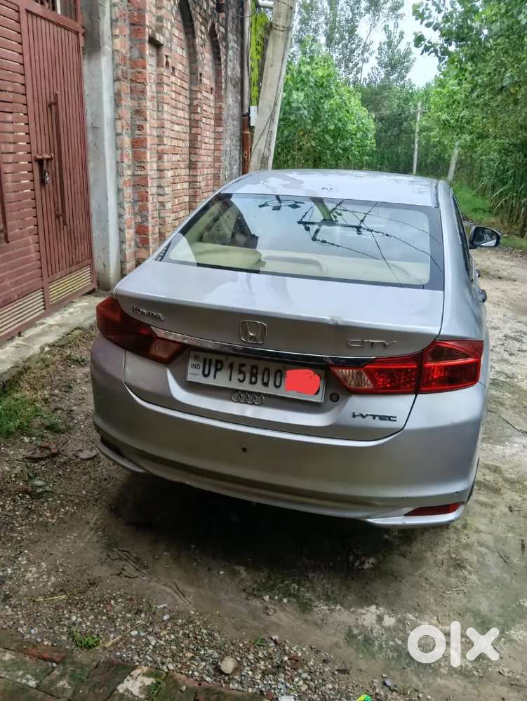 Honda City 1.5 V Petrol 2015