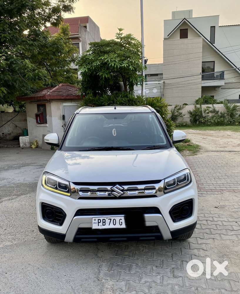 Maruti Suzuki Vitara Brezza Zxi + Mt, 2021, Petrol