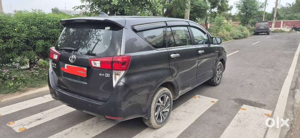 Toyota Innova Crysta 2.4 G Plus Mt 7 Str, 2022, Diesel