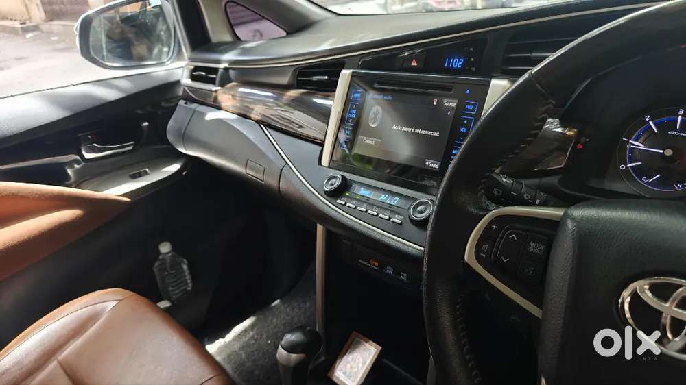 Toyota Innova Crysta 2.8zx At Top Model 2017 Diesel