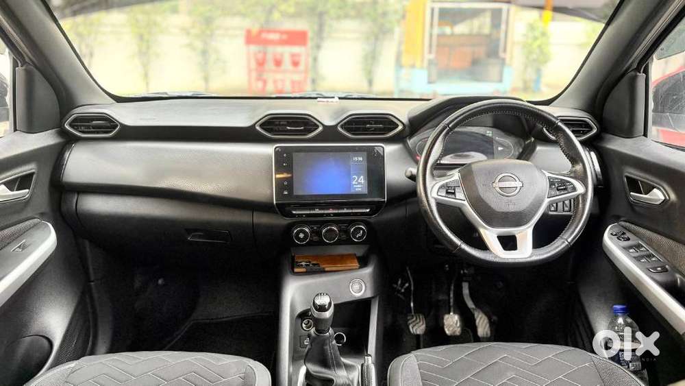 Nissan Magnite 1.0 Xv Premium Turbo (o), 2022