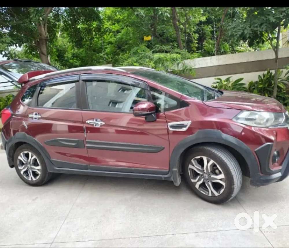 Honda Wr-v 2017 Petrol Good Condition With Sonroof
