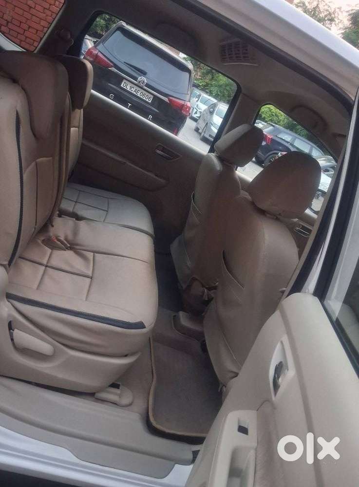 Maruti Suzuki Ertiga Zxi, 2012, Petrol