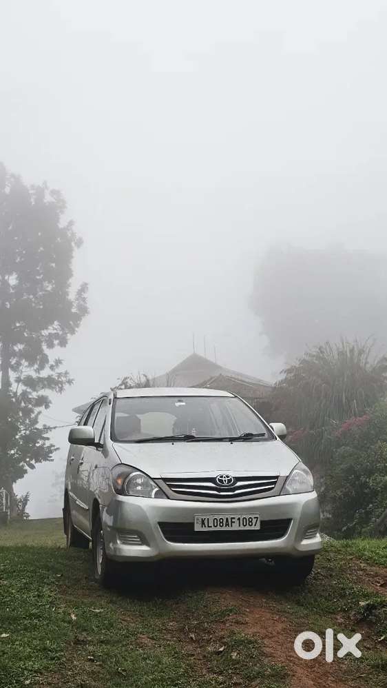 Toyota Innova 2005 Diesel 325000 Km Driven