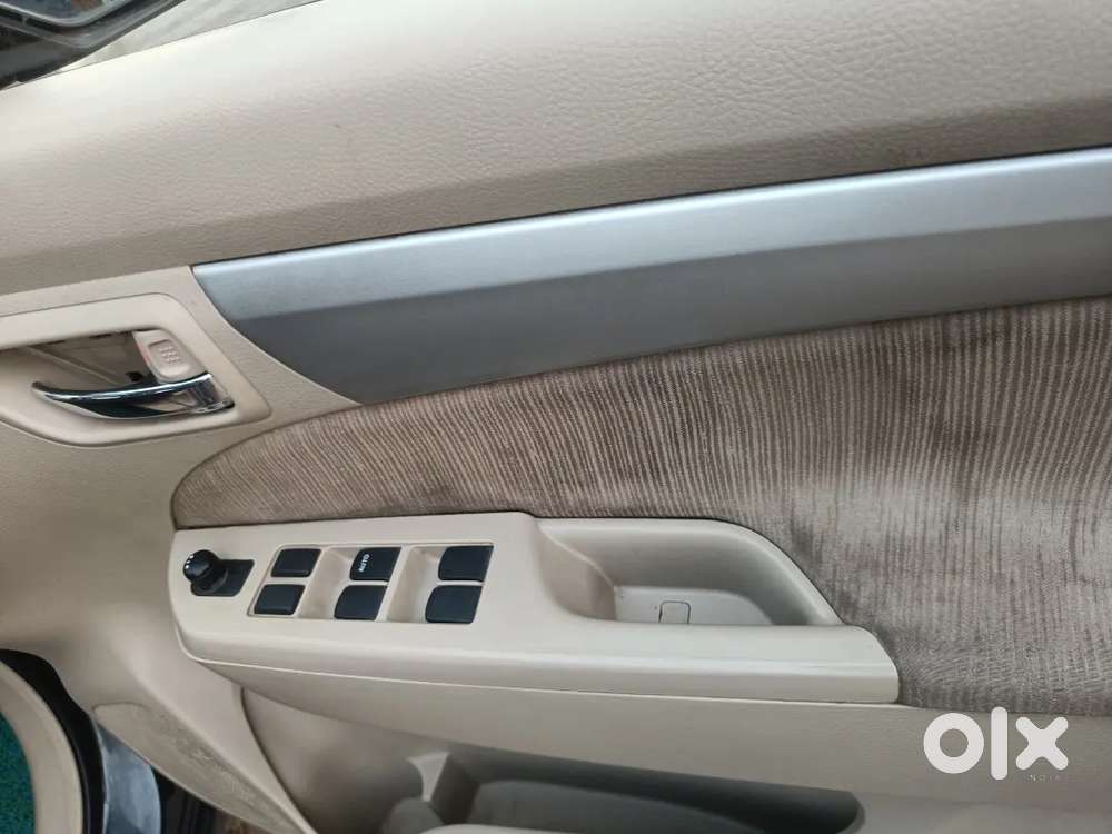 Maruti Ertiga Vxi Petrol