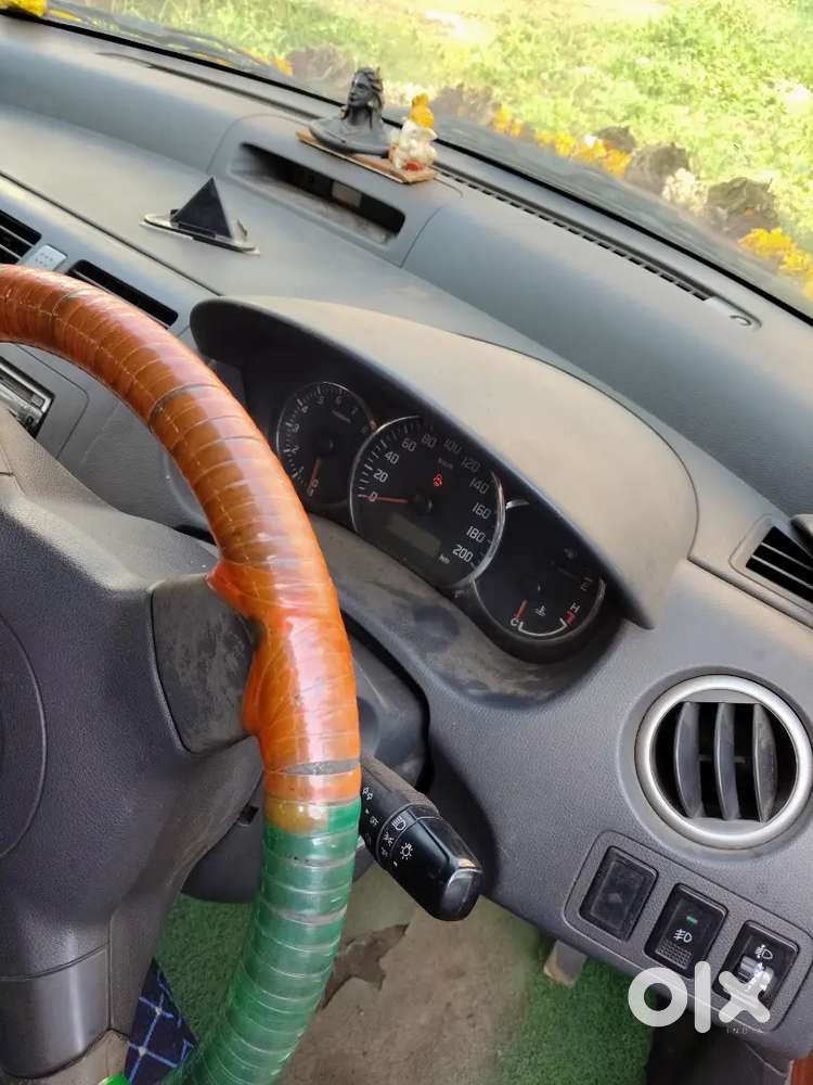 Maruti Suzuki Swift Vxi 2010