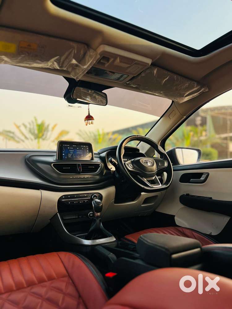 Tata Altroz Xz Plus (s) Icng, 2023, Cng & Hybrids