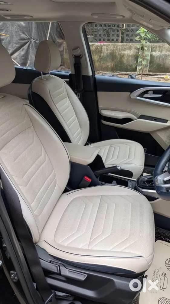2022 Kia Carrens Luxury Plus 7 Seater