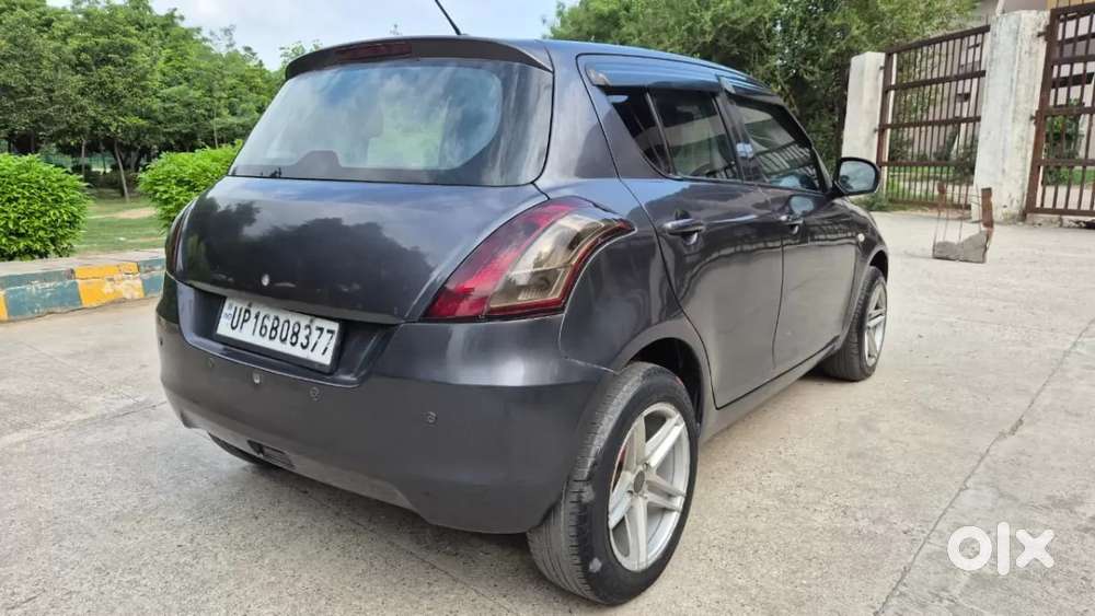 Maruti Suzuki Swift Lxi Optional-o, 2017, Petrol