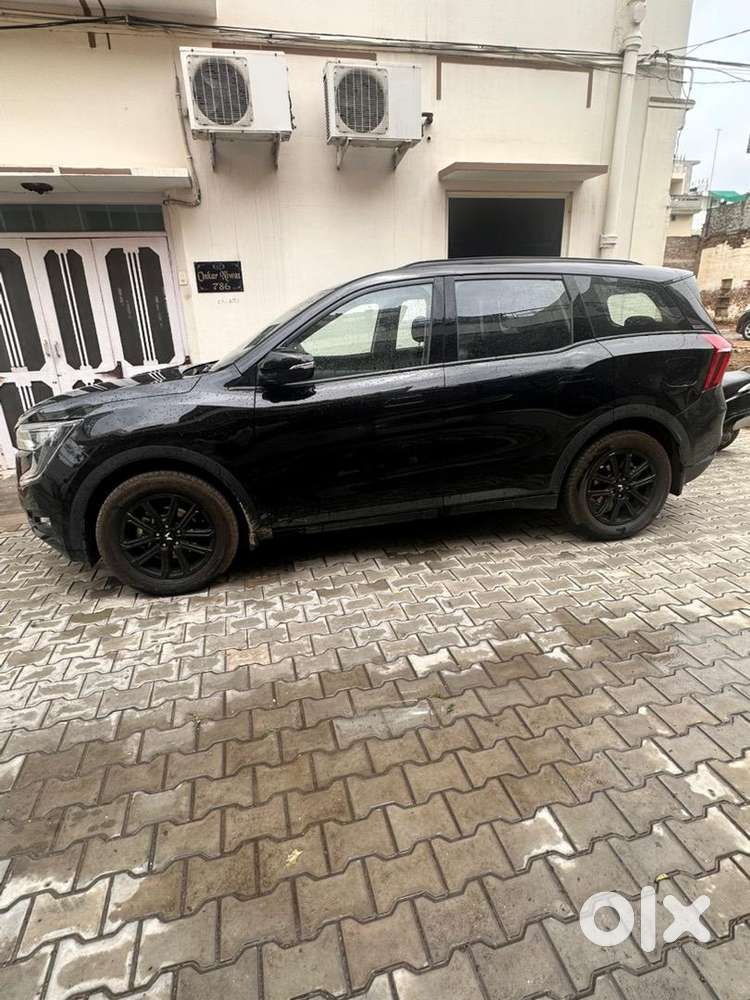 Mahindra Xuv 700 Ax7, 7200 Kms, Automatic, Diesel, Ebony Edition