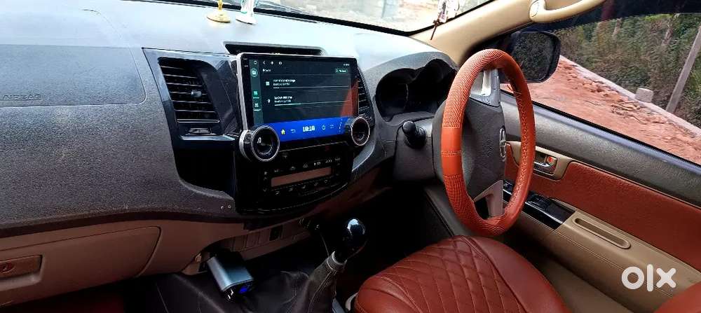 Toyota Fortuner Legender 2012 Diesel 200000 Km Driven