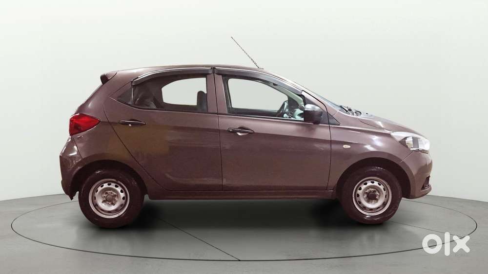 Tata Tiago Xe, 2018, Petrol