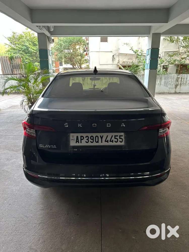 Skoda Slavia 2021 Petrol Well Maintained