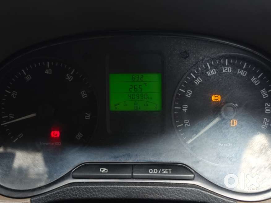 Skoda Rapid 1.6 Mpi Ambition Plus, 2013, Petrol