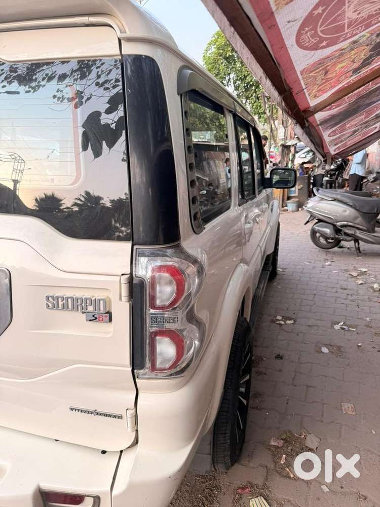 Mahindra Scorpio 2017 Diesel Well Maintained