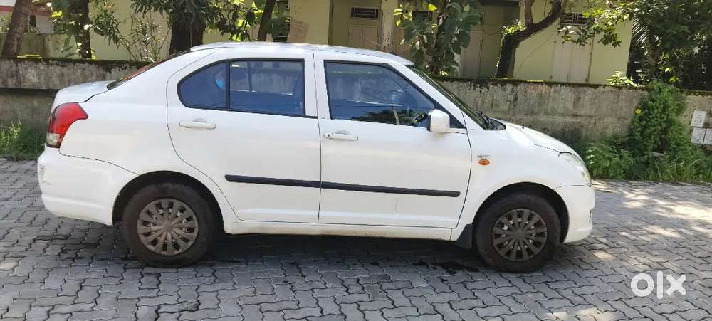 Maruti Suzuki Dzire Tour 2017
