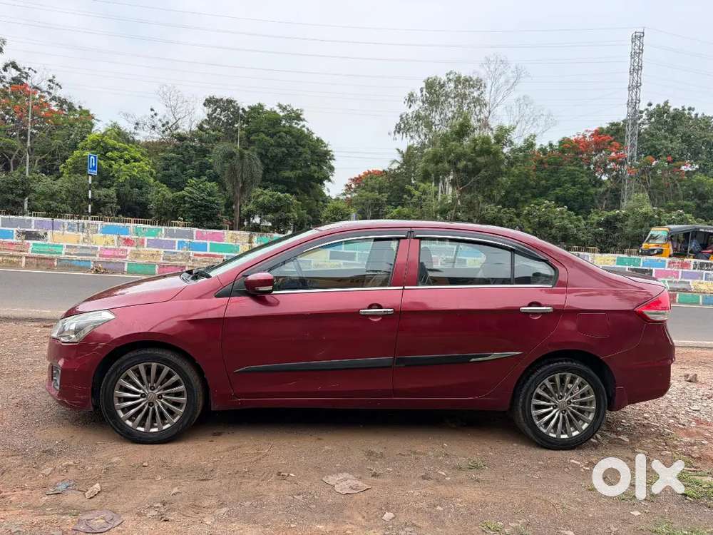 20+ Mileage With Company Allowheels Pearl Red Colour