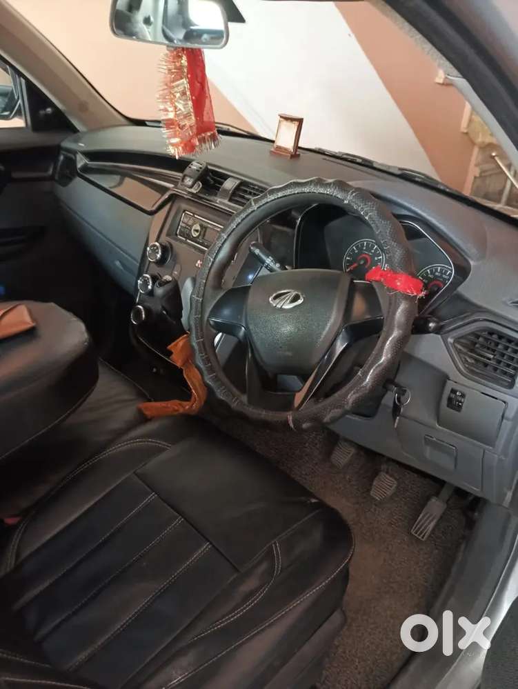 Mahindra Kuv 100 2017 Petrol 61737 Km Driven