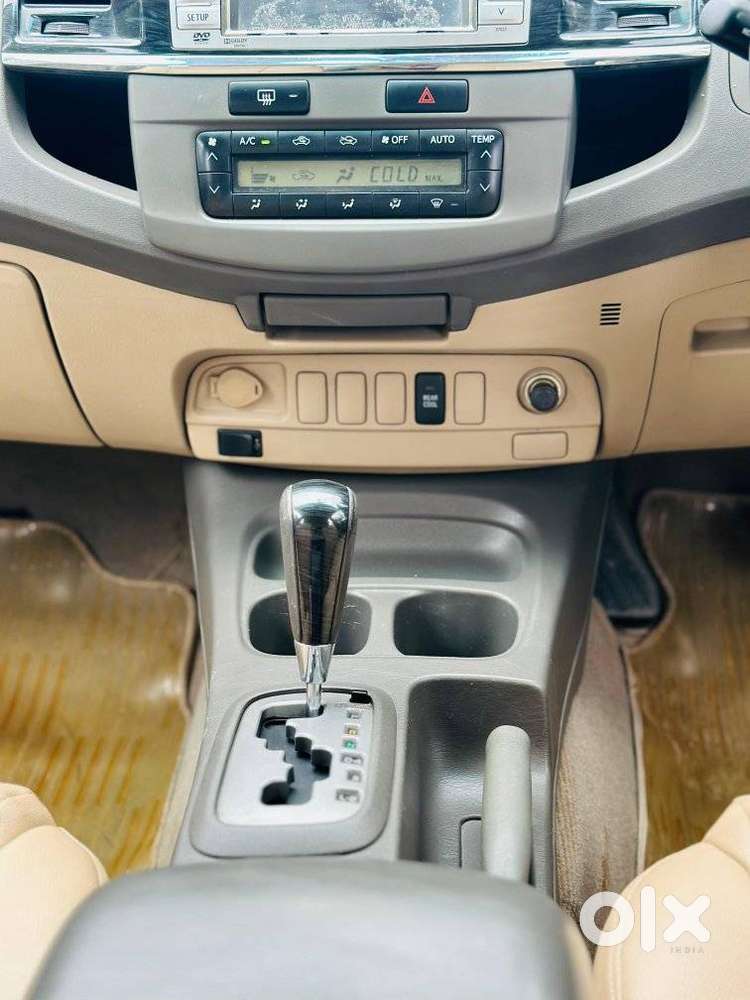 Toyota Fortuner 3.0 4x2 Automatic, 2013, Diesel