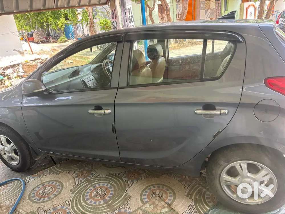 Hyundai I20 2011 Diesel 140000 Km Driven Well Maintain Valid Upto 2031