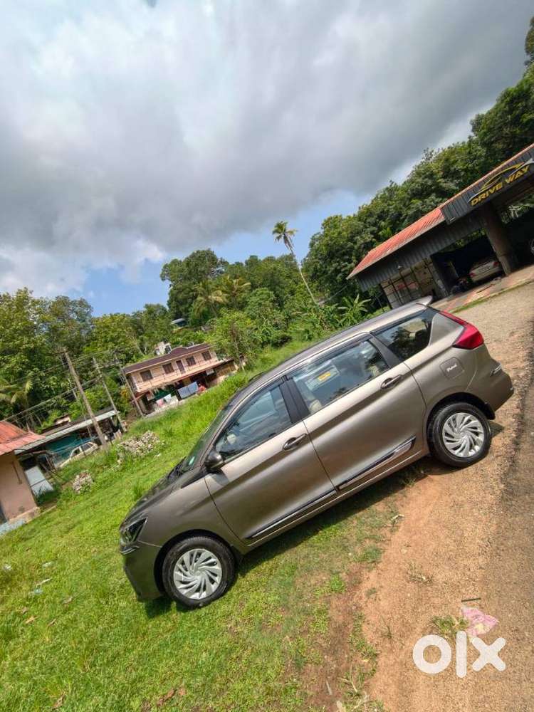 Maruti Suzuki Ertiga Vxi Shvs At, 2021, Petrol