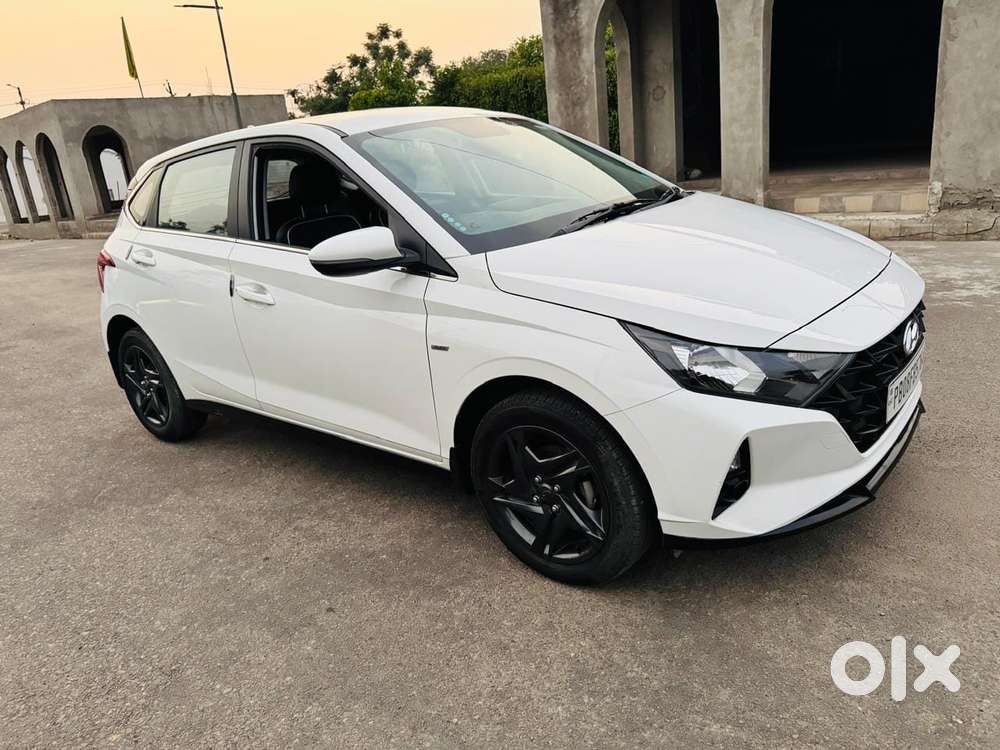 Hyundai I20 Asta 1.4 Automatic (o) With Sunroof, 2023, Petrol