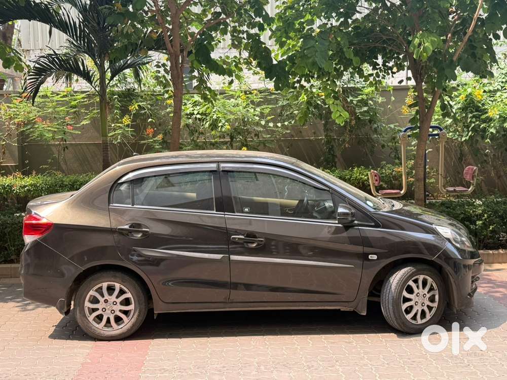 Honda Amaze 2nd Gen 2015 Petrol Elite Automatic