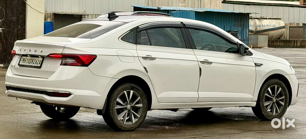 Skoda Slavia 1.0 Tsi Style At, 2022, Petrol
