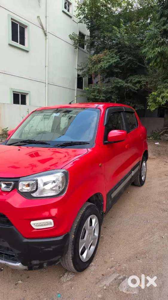 Maruti Suzuki S-presso 2022 Petrol 27700 Km Driven