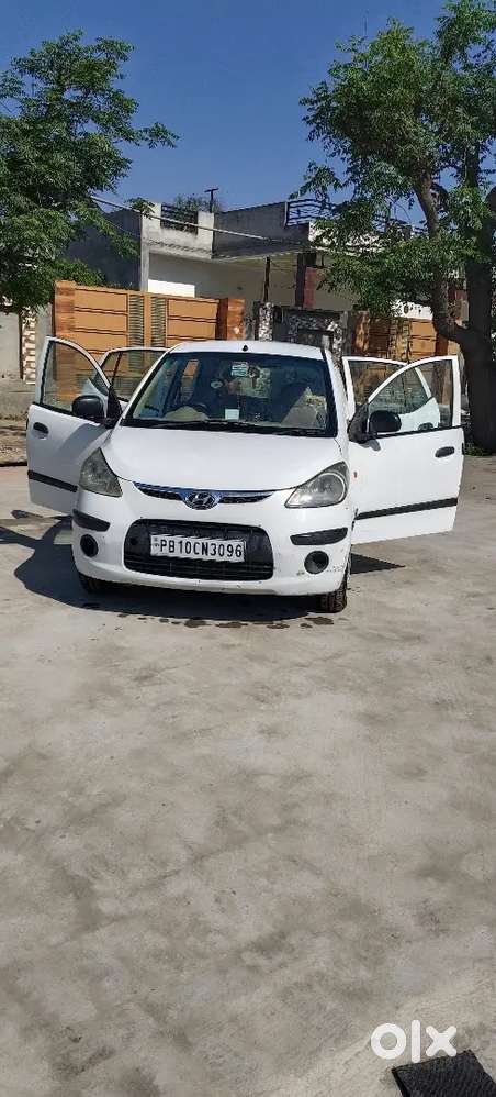 Hyundai I10 2009 Era पेट्रोल