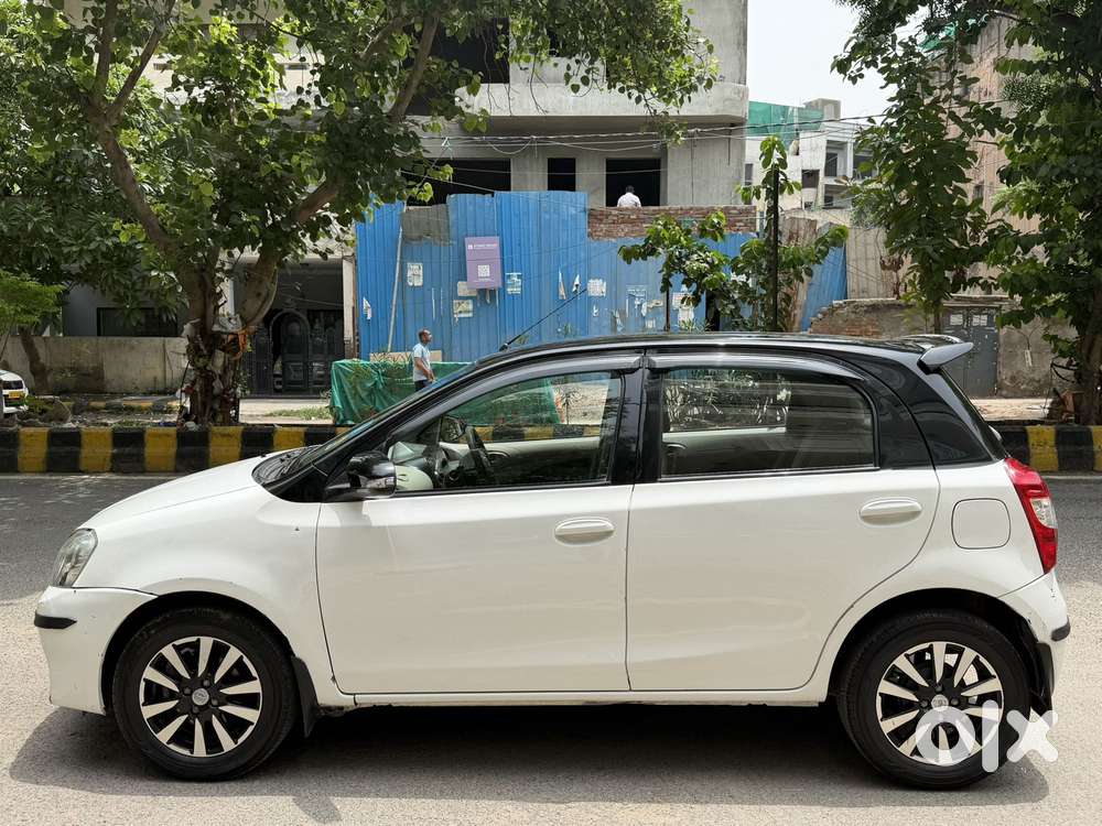 Toyota Etios Liva 1.2 Vx, 2016, Petrol