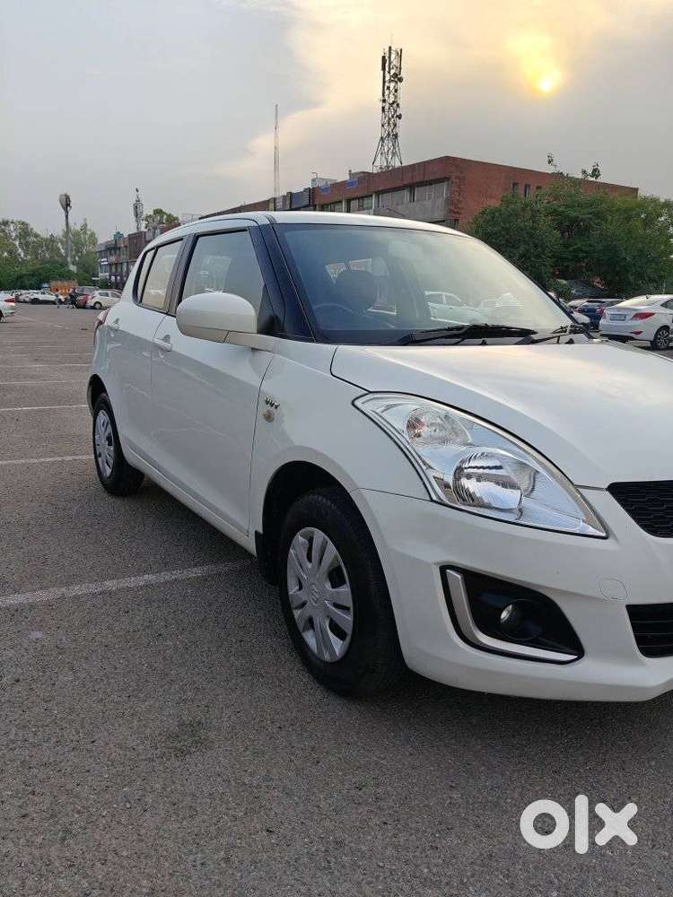 Maruti Suzuki Swift Lxi, 2016, Petrol