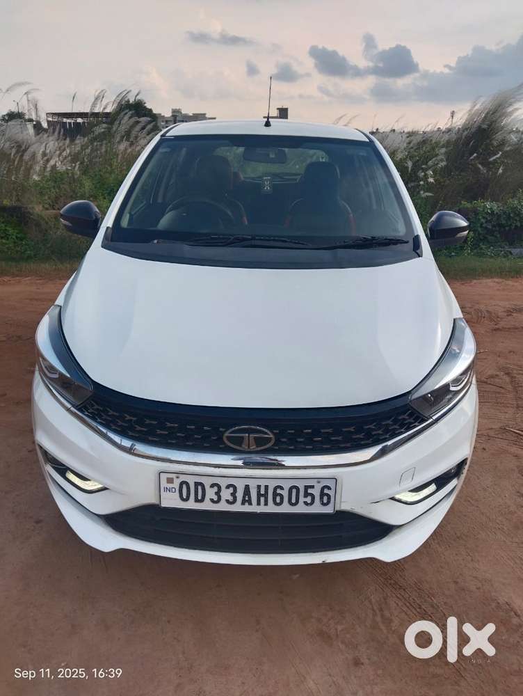 Tata Tiago 1.05 Revotorq Xz Plus Dualtone, 2023, Petrol