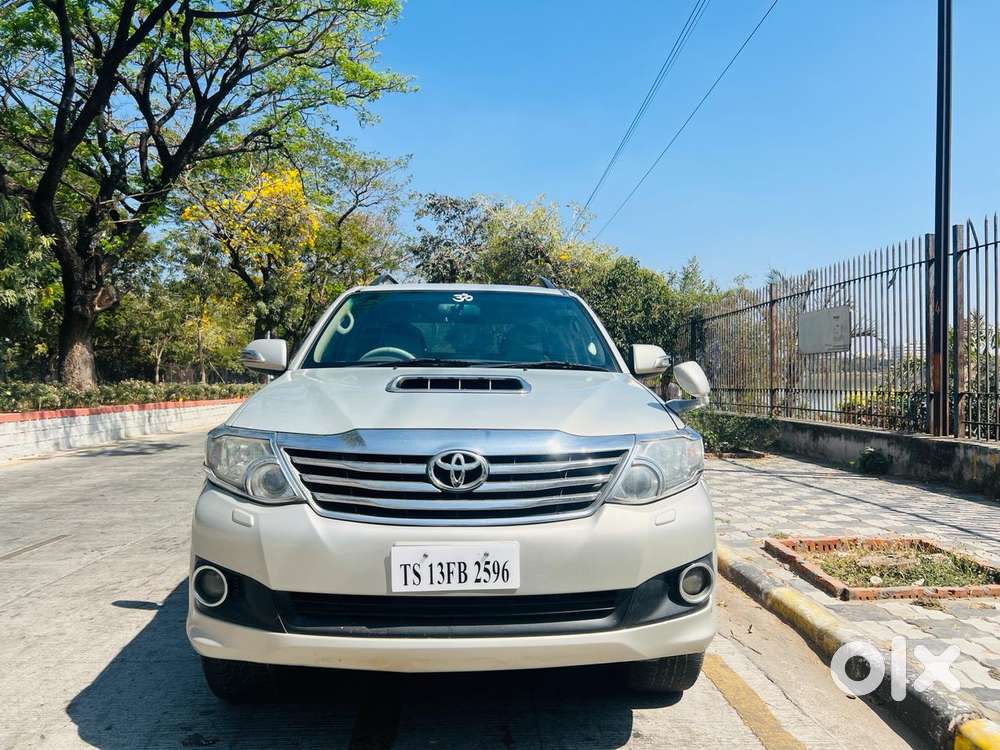 Toyota Fortuner 3.0 4x4 Manual, 2013, Diesel