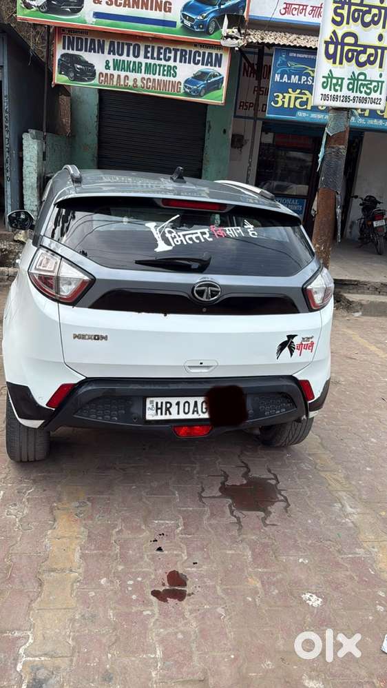 Tata Nexon Xz+ Tope Model Dual Tone Manual