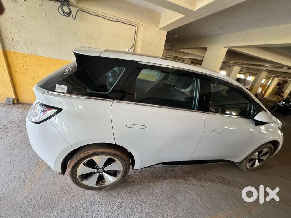 Mg Windsor Ev Essence, 2025, Electric