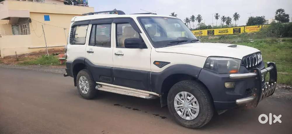 Mahindra Scorpio 2016 Diesel Well Maintained