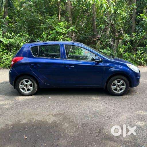 Hyundai I20 2009-2011 Asta, 2010, Petrol