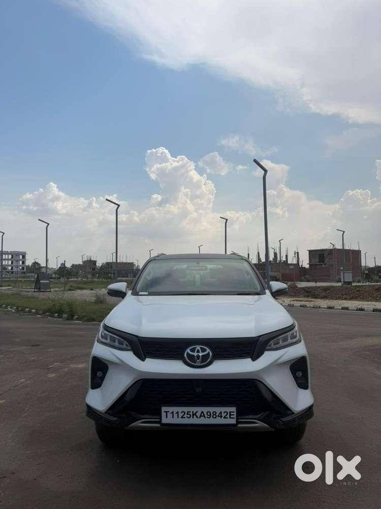 Toyota Fortuner Legender 2025 Diesel Well Maintained