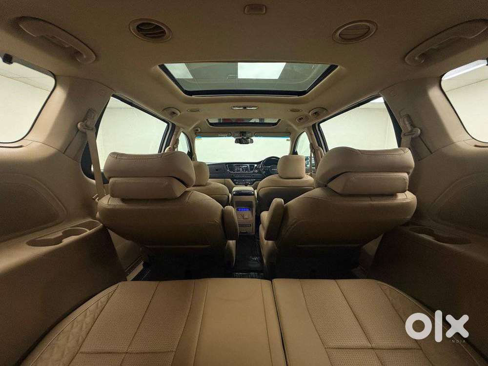 Kia Carnival Limousine Plus 7 Str, 2022, Diesel