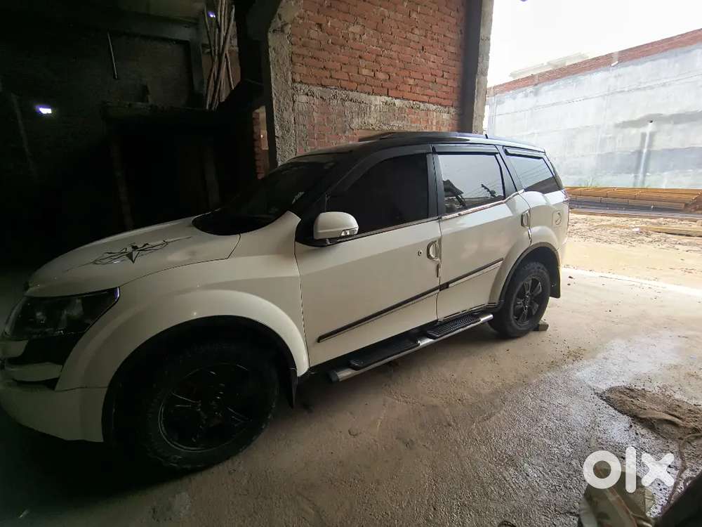 Xuv 500 W10 Selling
