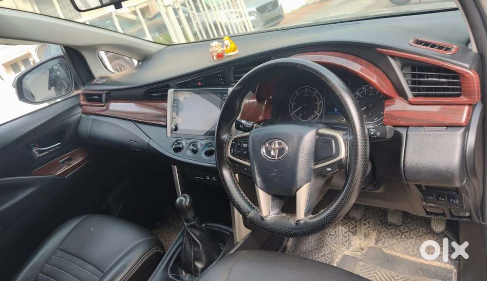 Toyota Innova Crysta