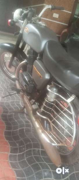 Yezdi bike shop olx