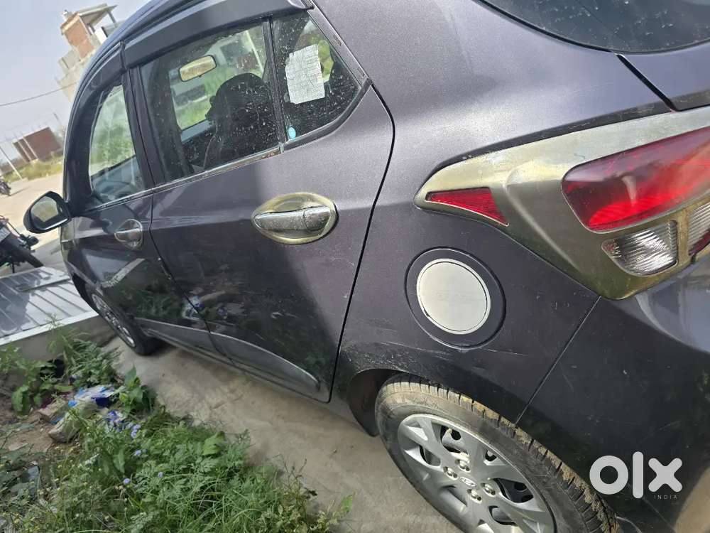 Hyundai Grand I10 2017 Petrol 50000 Km Driven