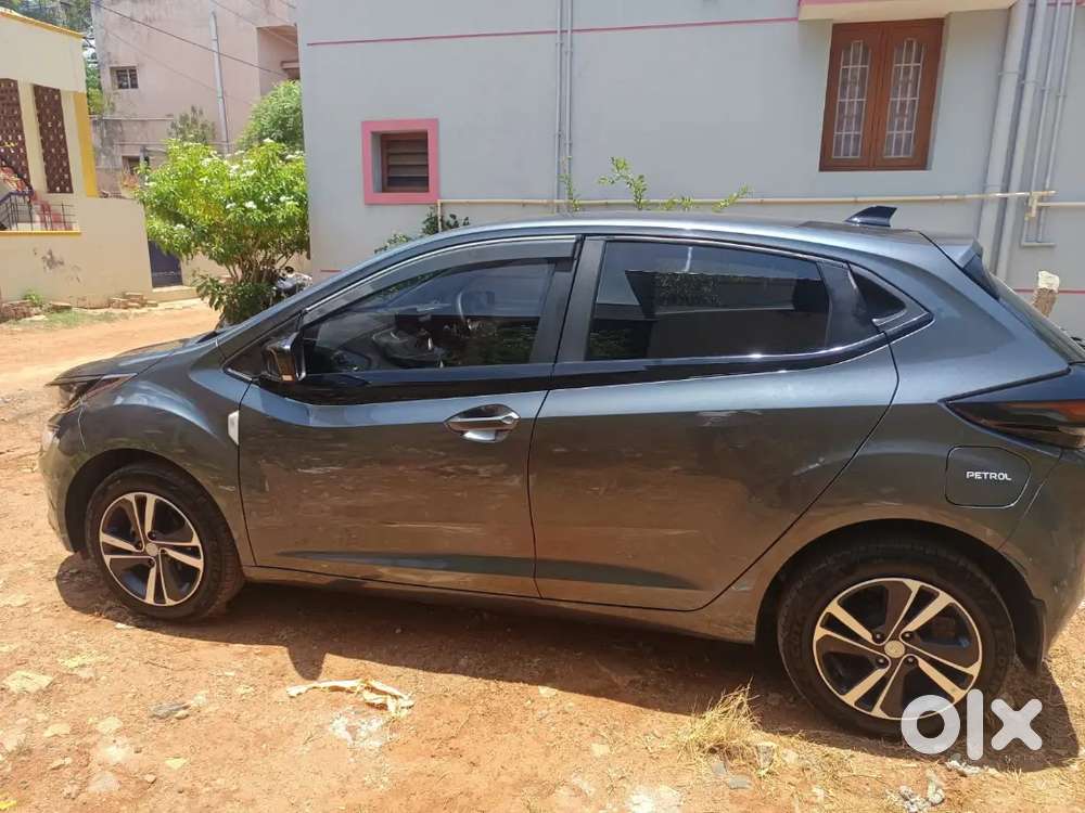 Tata Altroz Xz Plus 2025 Petrol Manual