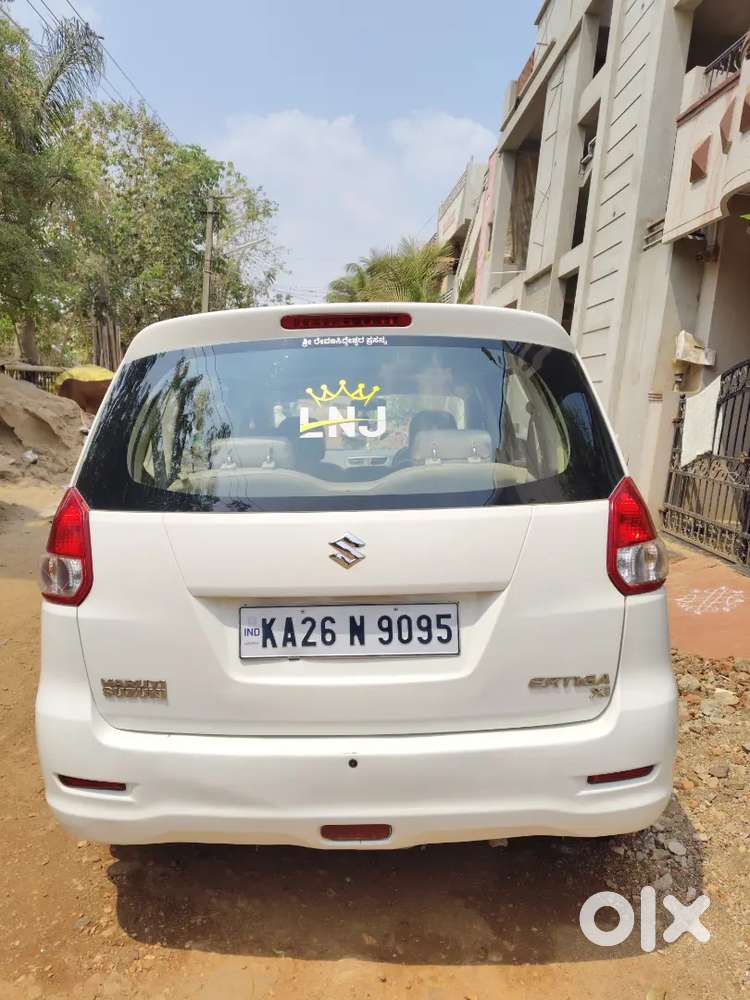 Maruti Suzuki Ertiga 2012 Petrol Well Maintained