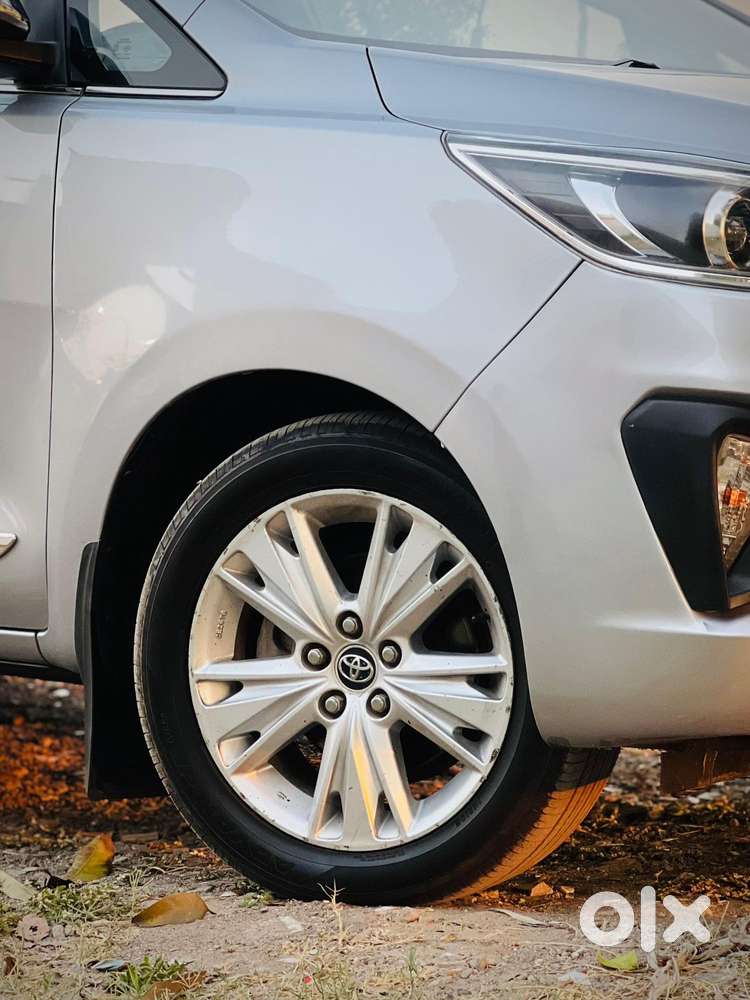 Toyota Innova Crysta 2.8z Automatic, 2018, Diesel